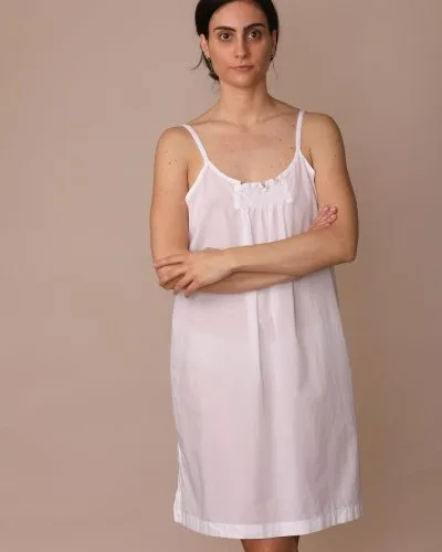 Nattkjole Katharina i batistebomull, hvit