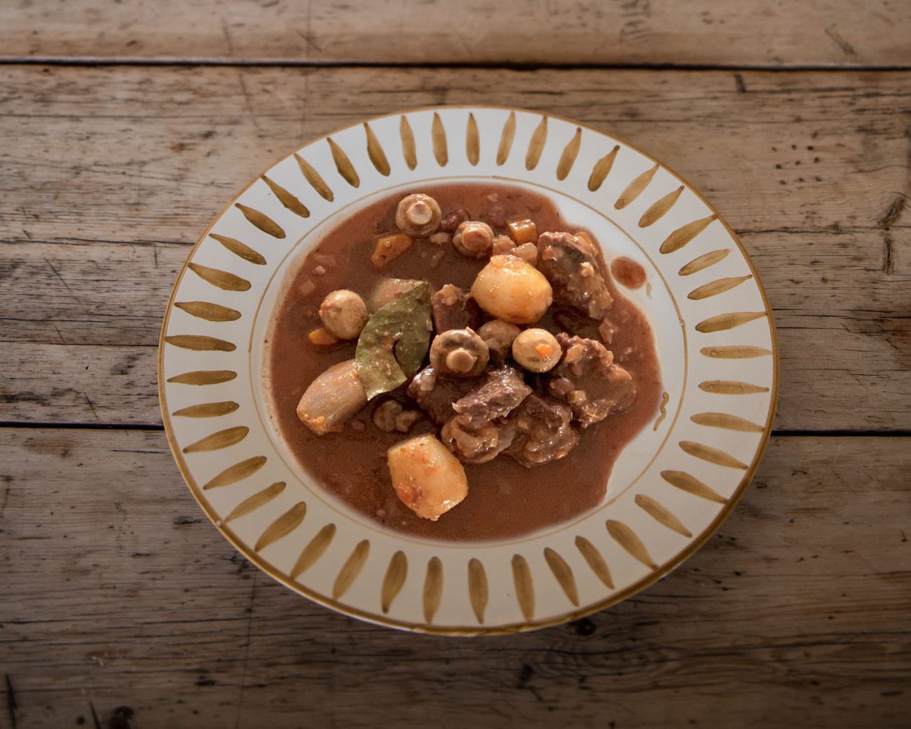Boeuf bourguignon – klassisk fransk gryterett med oksekjøtt og rødvin